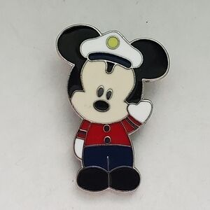 Disney Pin Trading Mickey Mouse Cruise Line Captain/Director Cuties Pin